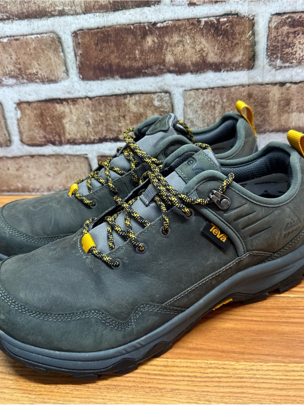 Teva Rapid Proof Waterproof Hiking Shoes Men’s US 9.5 Gray Leather